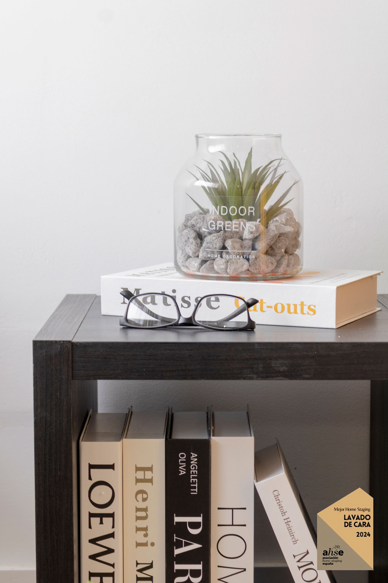 Decoración Home Staging en una habitación para alquiler