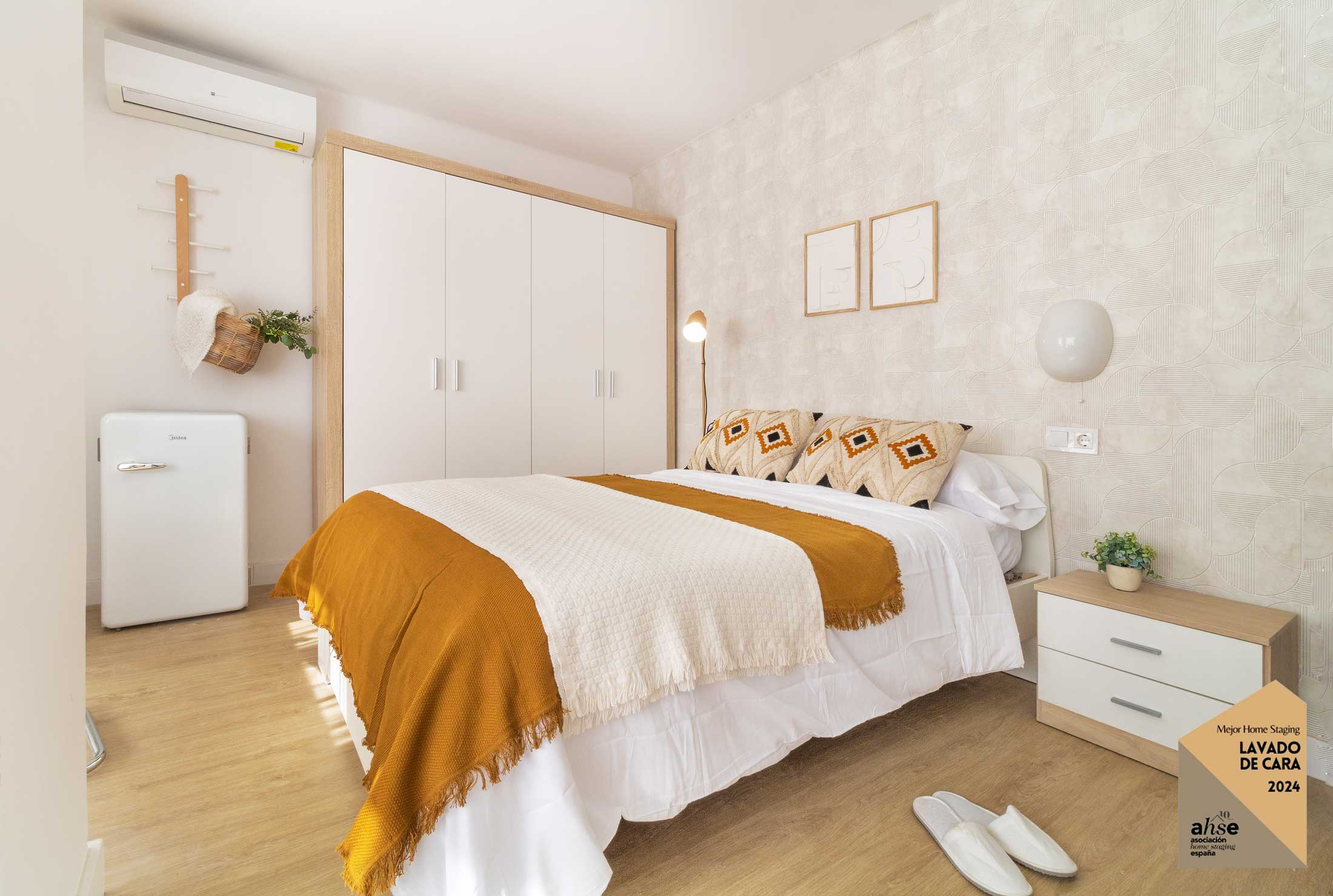 Decoración Home Staging en una habitación para alquiler